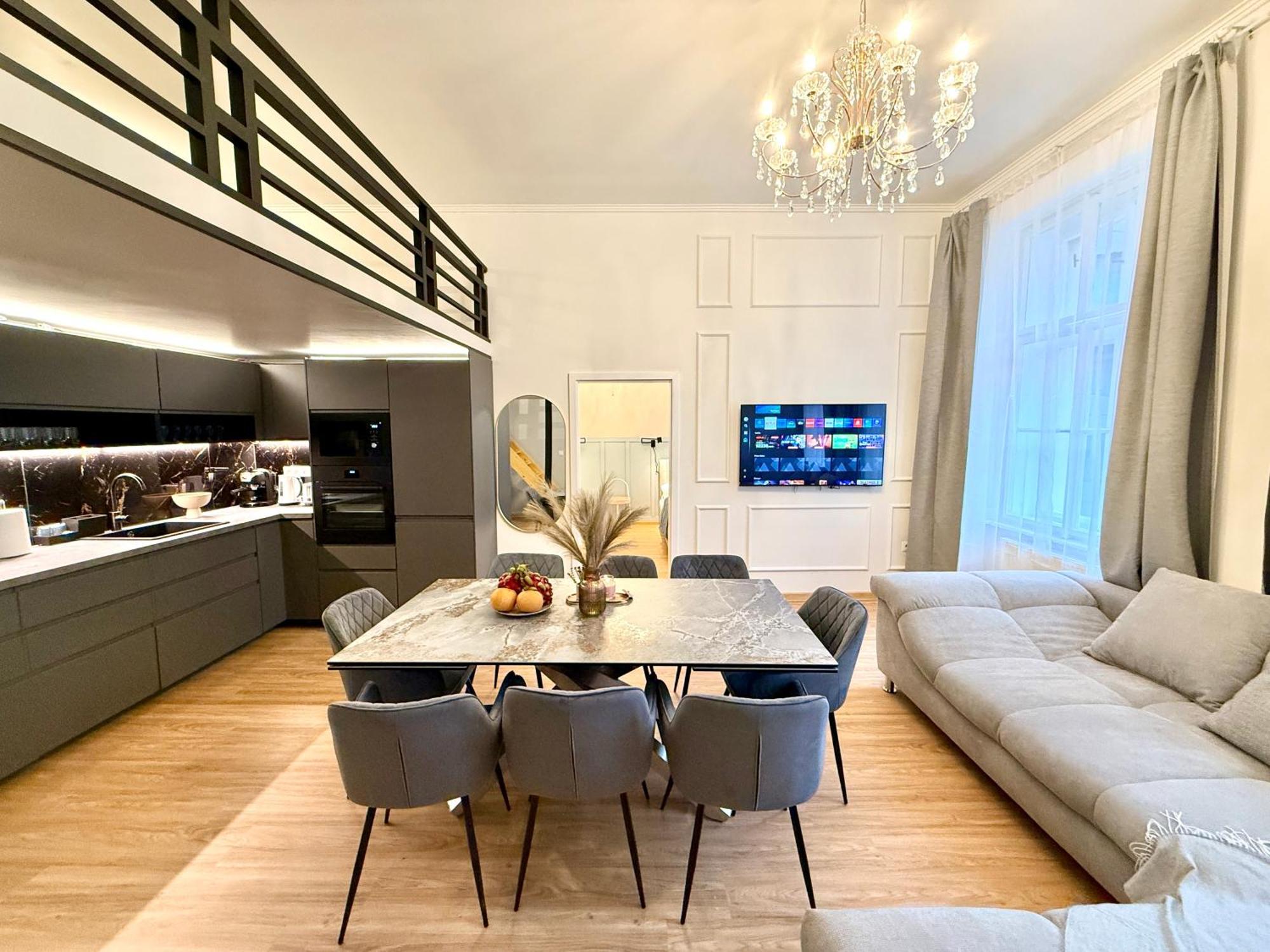 Stunning In Middle Of Wenceslas Square Apartamento Praga